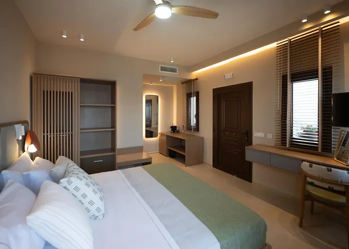 Parga Harbor Suites